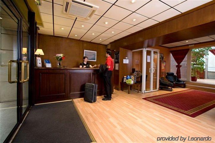Hotel Izzy Issy-les-Moulineaux Interior foto